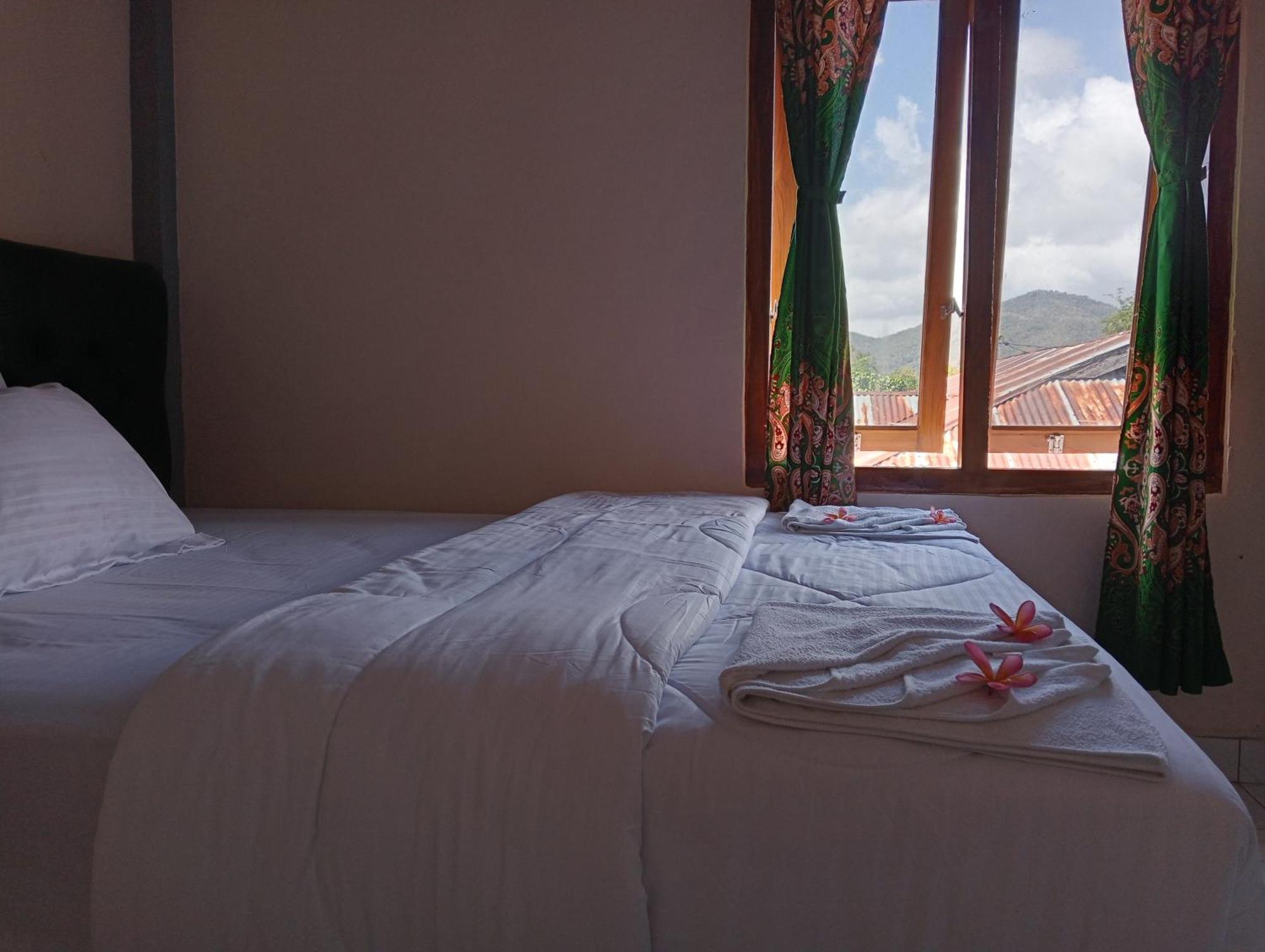 Yusilver Guest House Labuan Bajo Exteriér fotografie